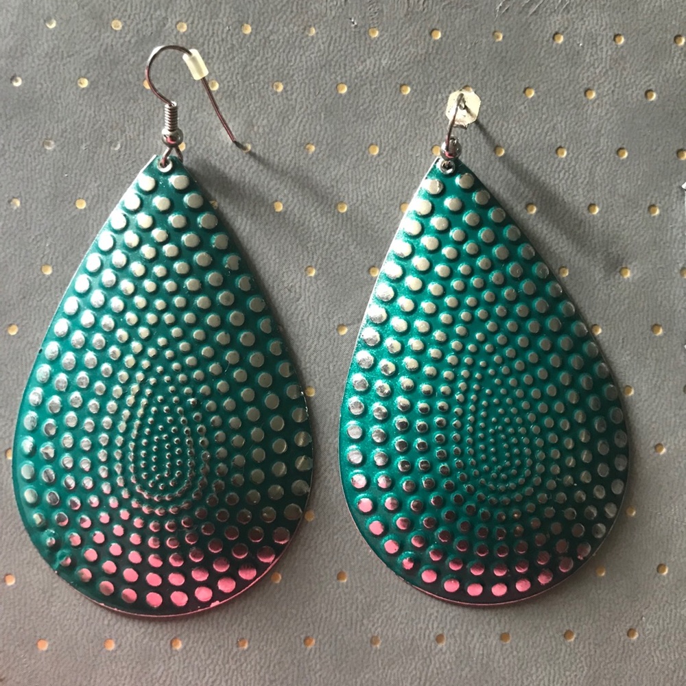 Earrings - Picture 2 of 2